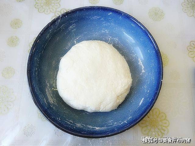 能量|快手葱油饼，外酥里软，15分钟完成，能量足又抗饿，太香！