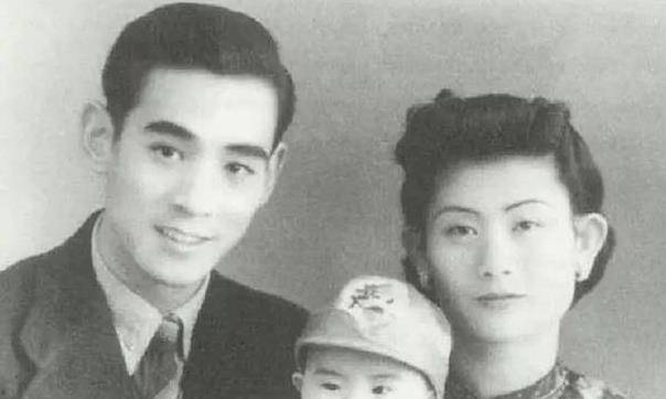 “扫地僧”鲍方出身富裕，饰演武侠人物走红，却在拍戏中风后去世_搜狐网