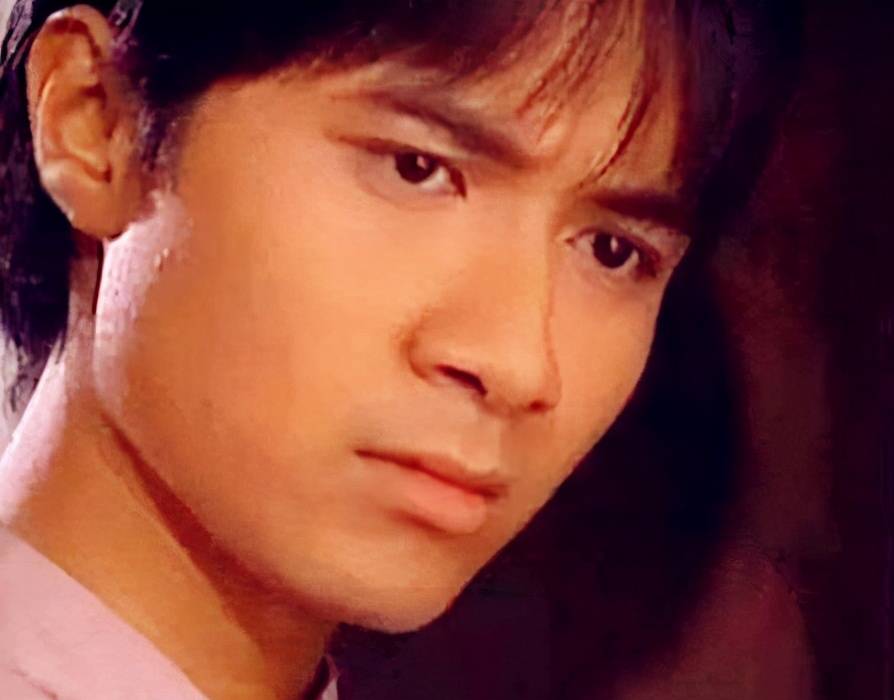 依萍对如萍问心无愧她曾经向书桓出卖如萍杜飞尓豪被兄弟耍