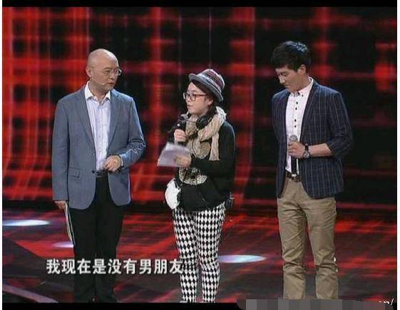 才多|他是最牛的非诚勿扰男嘉宾，没牵走女嘉宾但是拐走了女导演