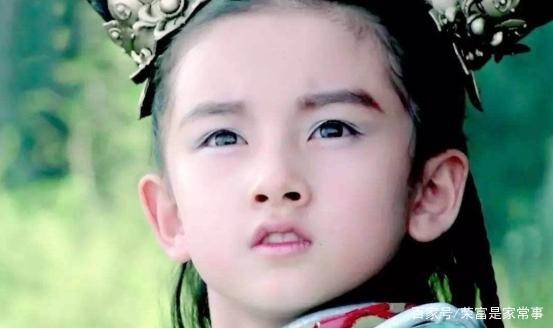 演技|以为宋祖儿扮“哪吒”时是最美的，看到幼儿园照片，瞬间萌化了