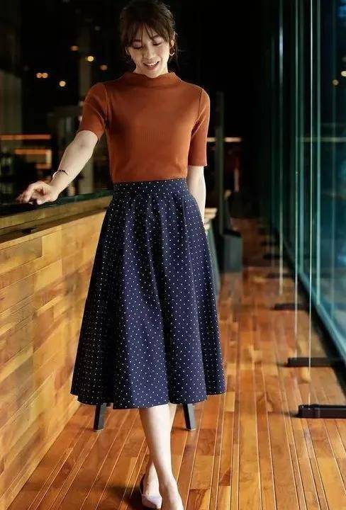 设计|你还在为胯宽、腰粗、腿短而忧虑？看这里，这件单品通通帮你解决！