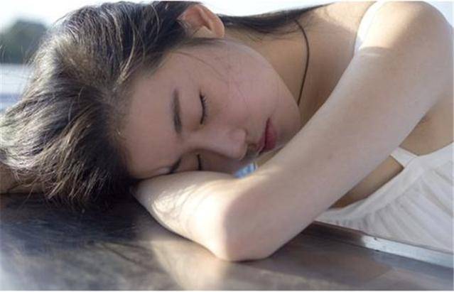 方法|不打针也不吃药,学会这几个方法就能让你变白几个度!