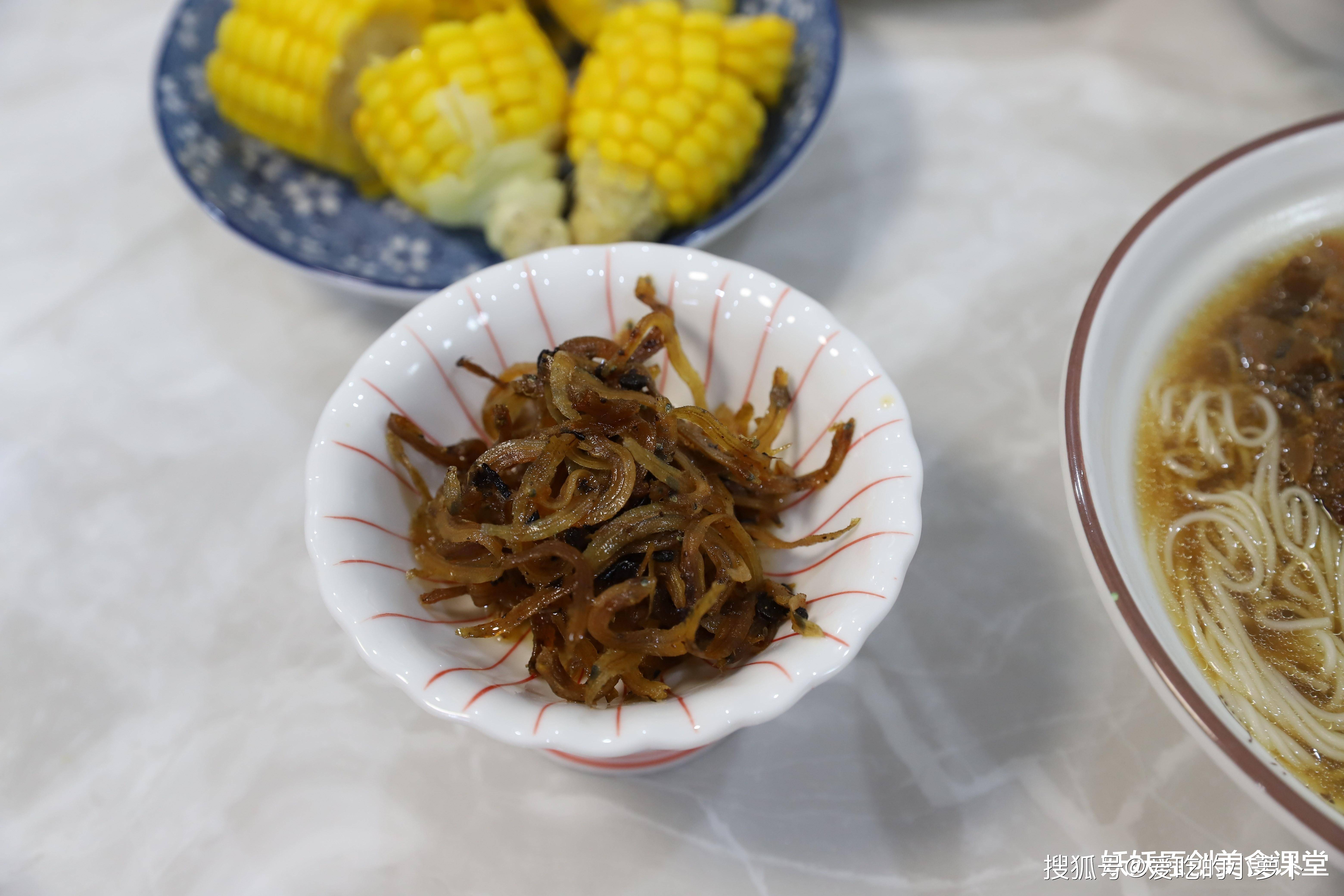 美食|冬日小朋友早餐,热腾腾营养又管饱,早起十分钟就搞定,真方便