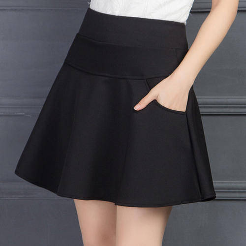 颜色|皮肤较黑的人穿什么颜色的衣服更合适?