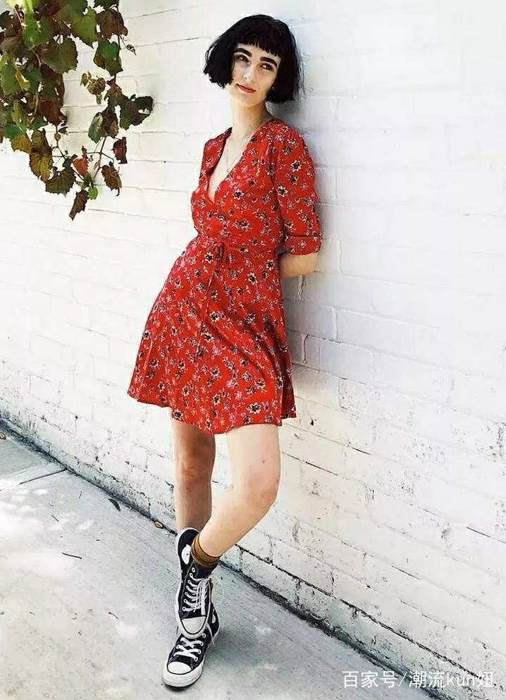 大气|女人要想优雅大气，这4款连衣裙，让你美一整个夏天，赶紧get