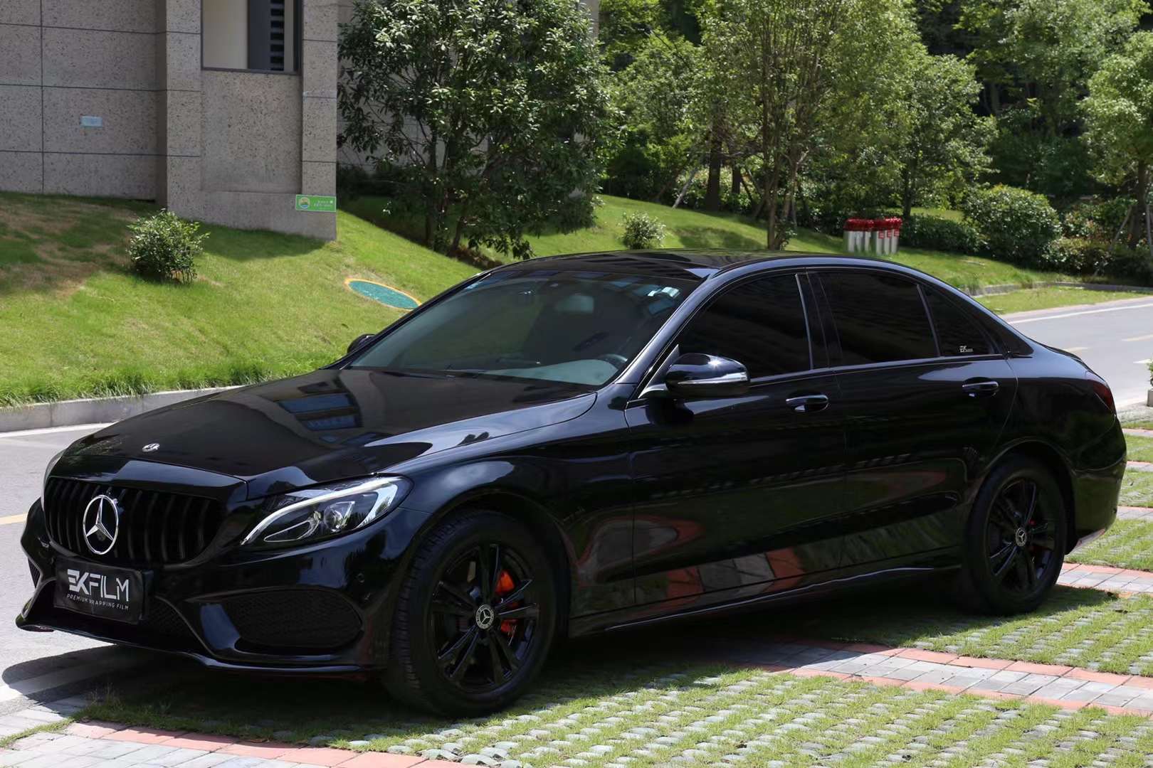 奔驰c260贴膜ekfilmek改色膜pet超级亮黑