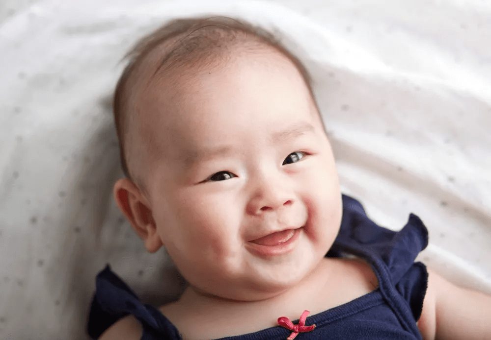 婴儿左右摇头是缺钙吗 f756f83199f0427192ca8d42e1f369f9.png