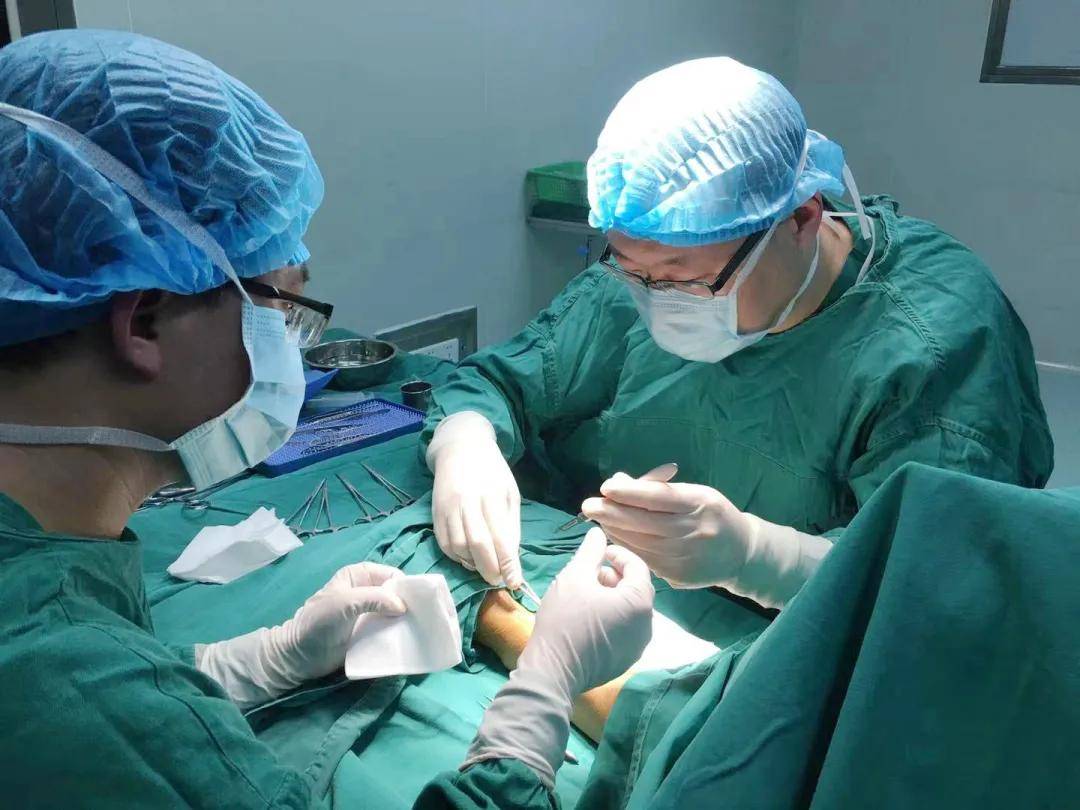 岚皋县|支医岚皋县创多项“首例” 留下带不走的“医疗队”