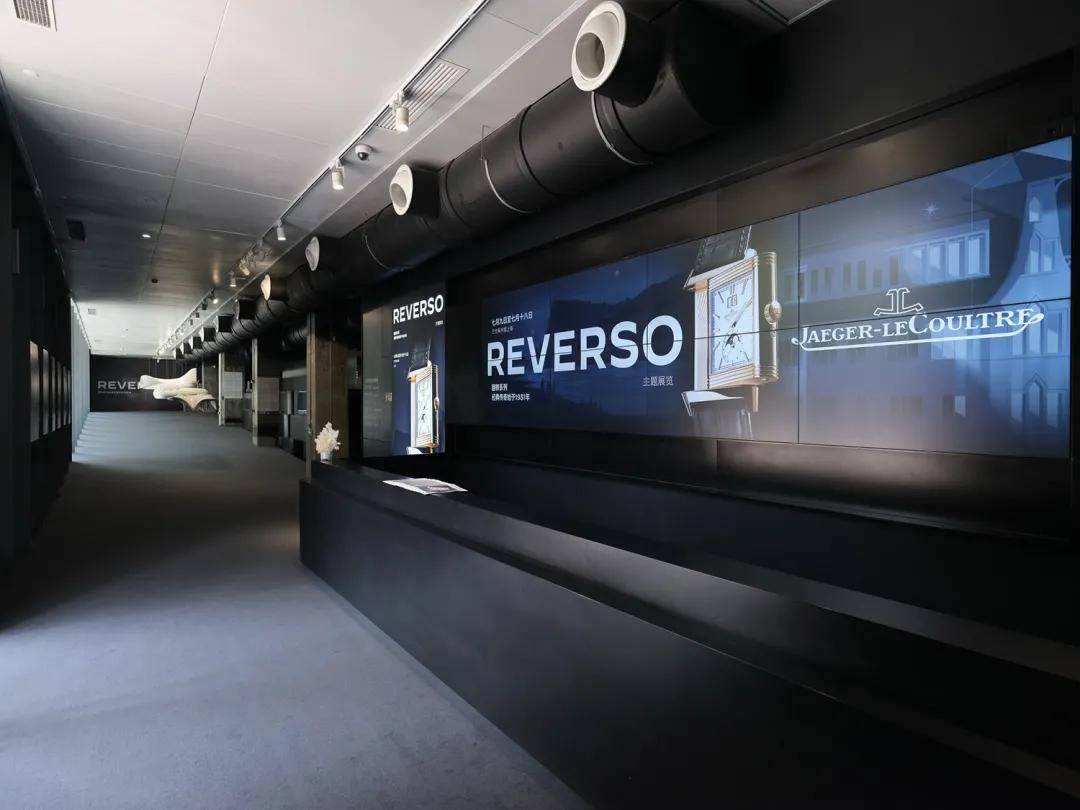 ����Reverso����ת���Ϻ�,500��Nike������Ь������|ֱ��Daily