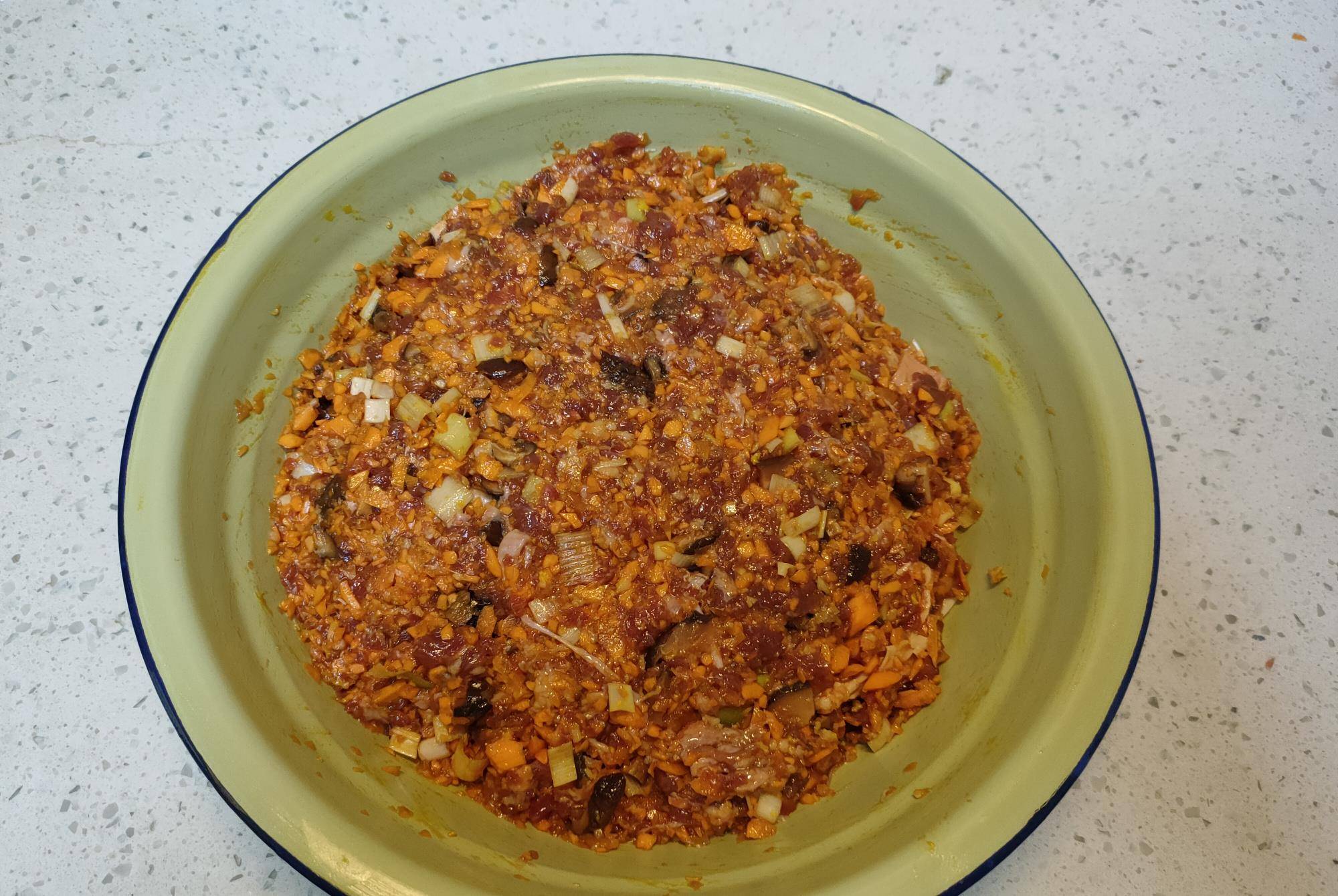 包子|周末做两锅牛肉馅包子,表皮暄软馅料香,平时做早餐吃,真不错