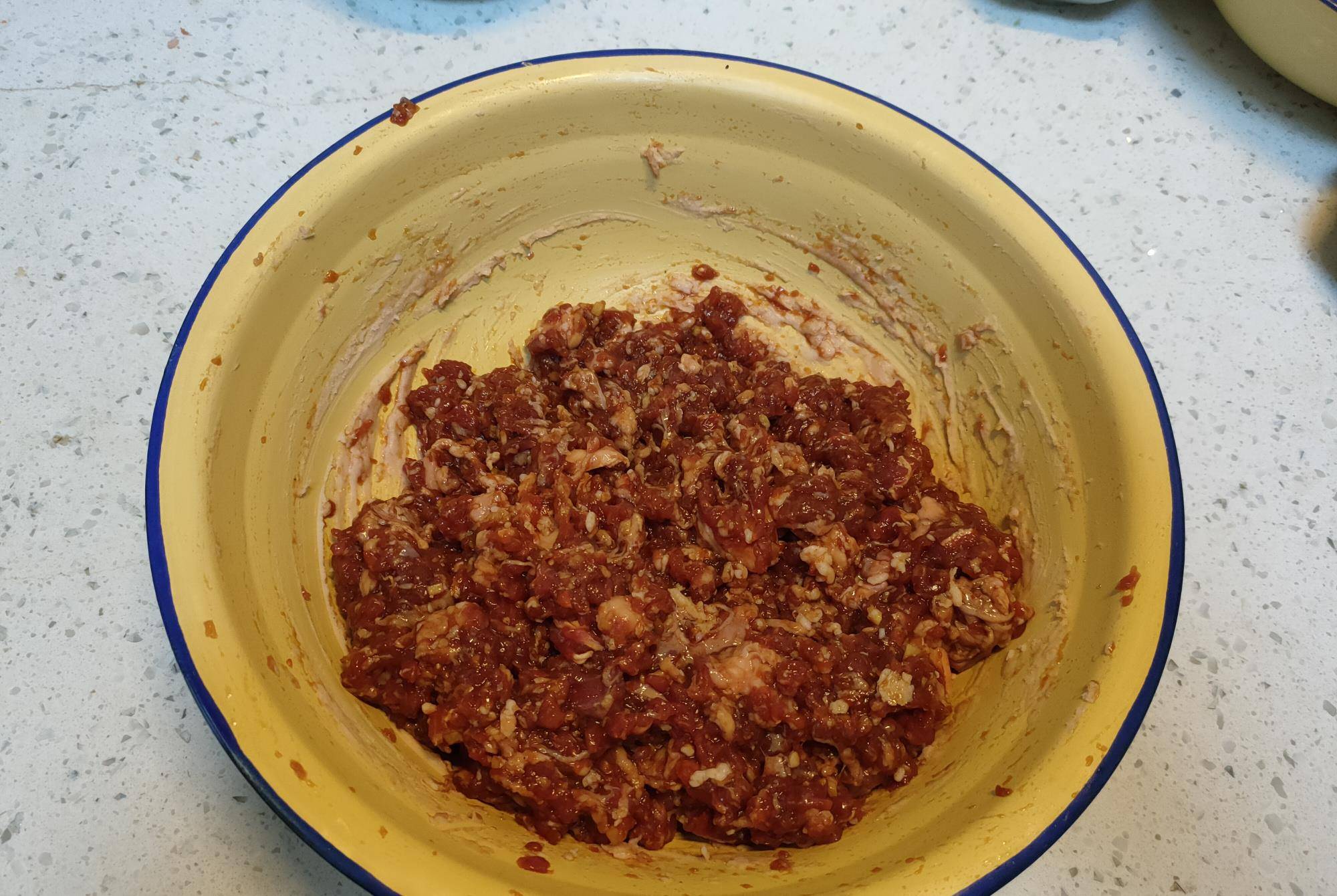 包子|周末做两锅牛肉馅包子,表皮暄软馅料香,平时做早餐吃,真不错