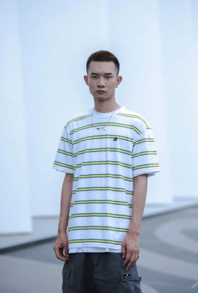 球鞋|秘!陈冠希和神秘大佬一起拍的Vlog视频,深扒一下,手慢无!