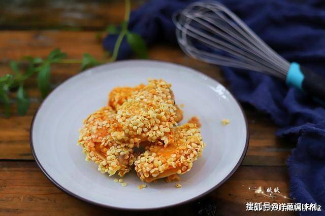 做法|最馋人的鸡翅做法，超简单！不用油炸，比薯片还脆，香嫩入味