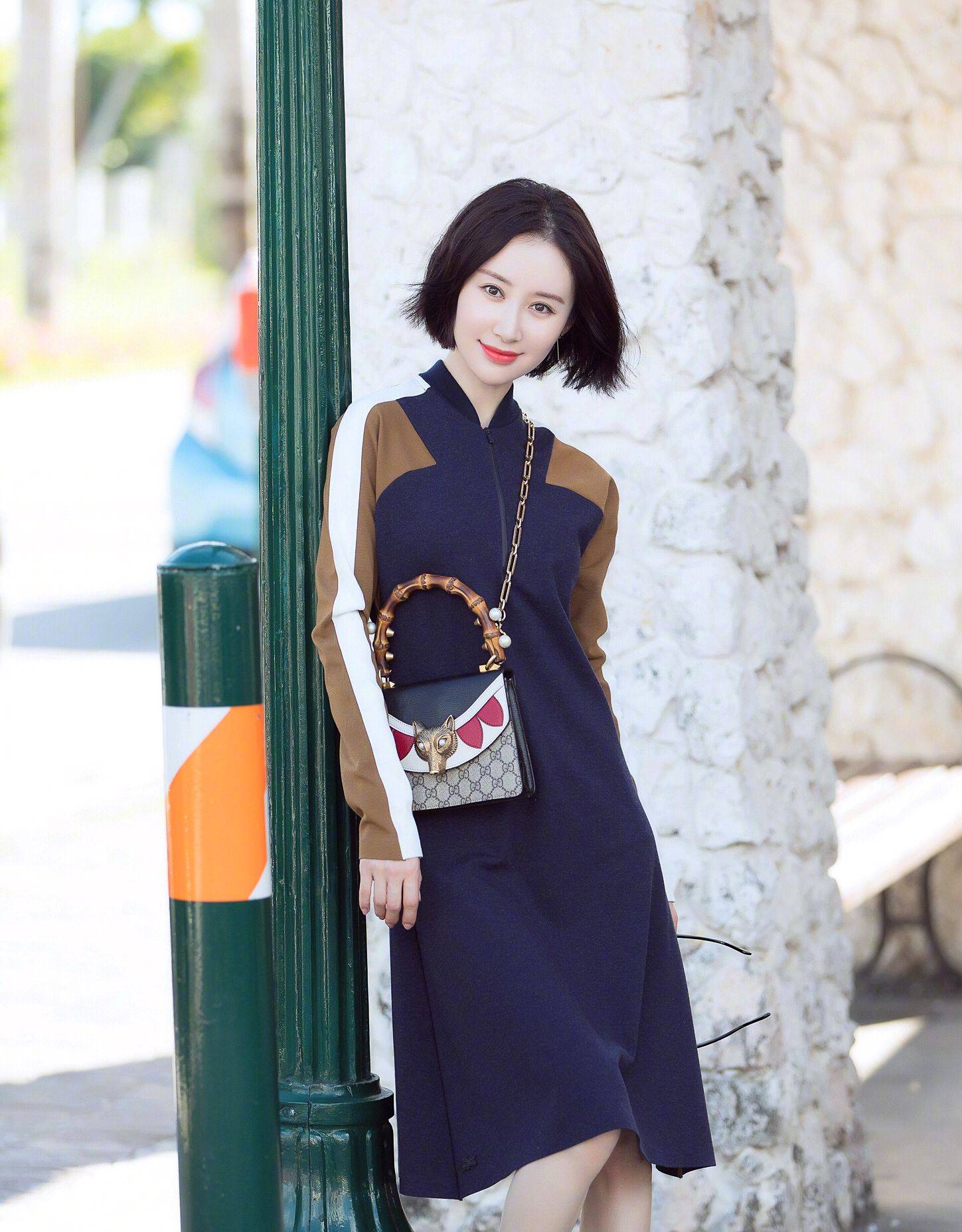 黑色|“真正的演员”舒畅,原来私服衣品这么高,被低调耽误的时尚icon