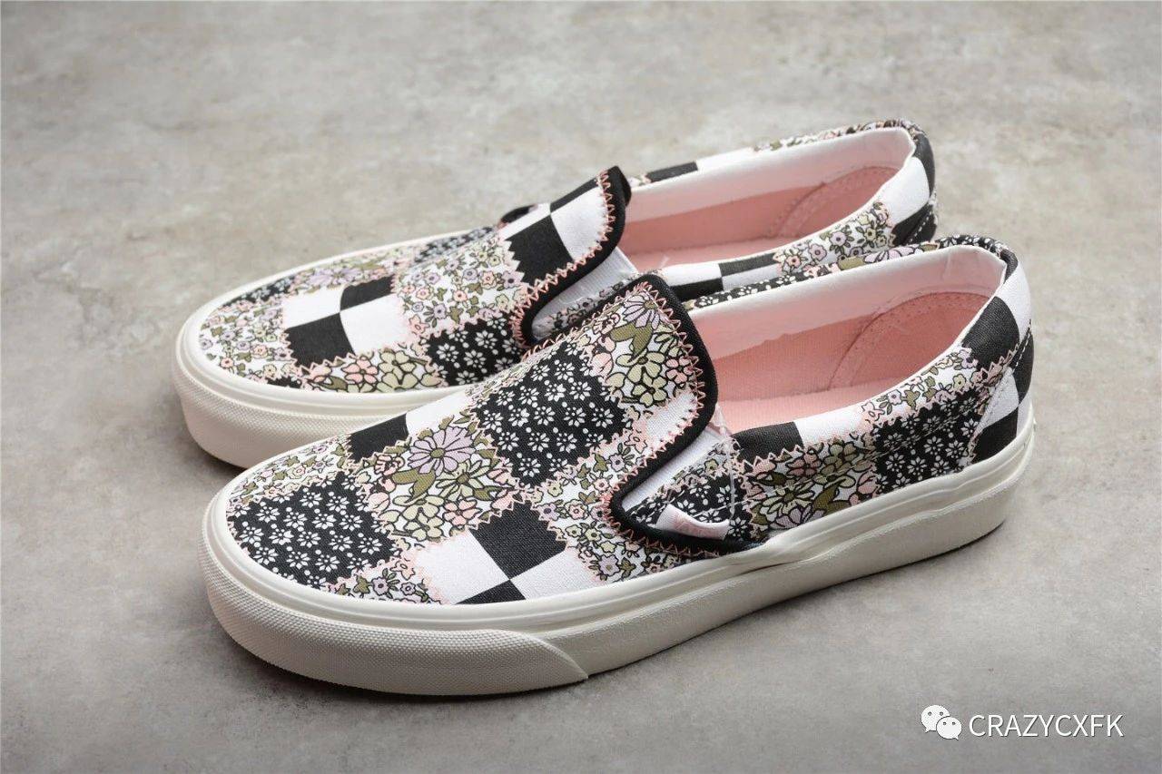 色调|万斯小碎花 Vans Classic Slip-on 黑白粉拼接一脚蹬帆布鞋