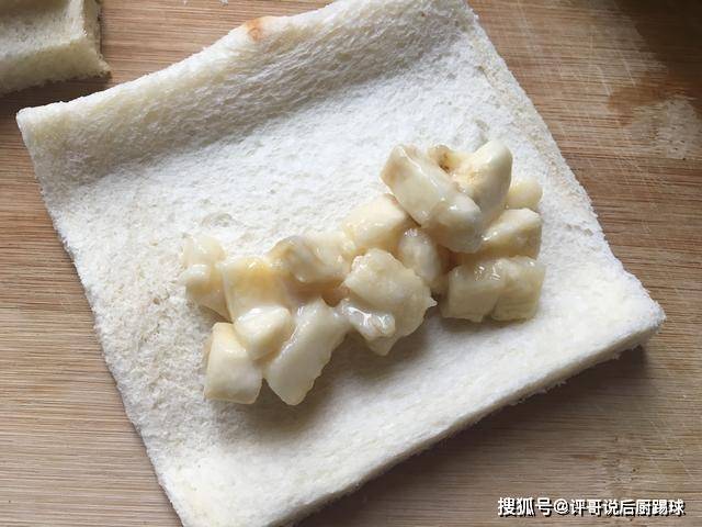 面包|早餐俩孩子就馋这个，天天吵着要吃，香甜可口，做多少吃多少