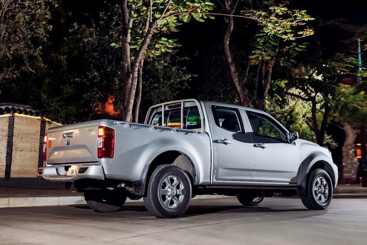 能跑能装吃的少长城风骏皮卡是创富合作好伙伴