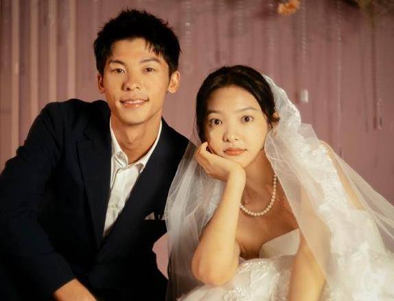 因为|看完《你的婚礼》后,笑过之后却泪流满面,让人羡慕不做作的爱情