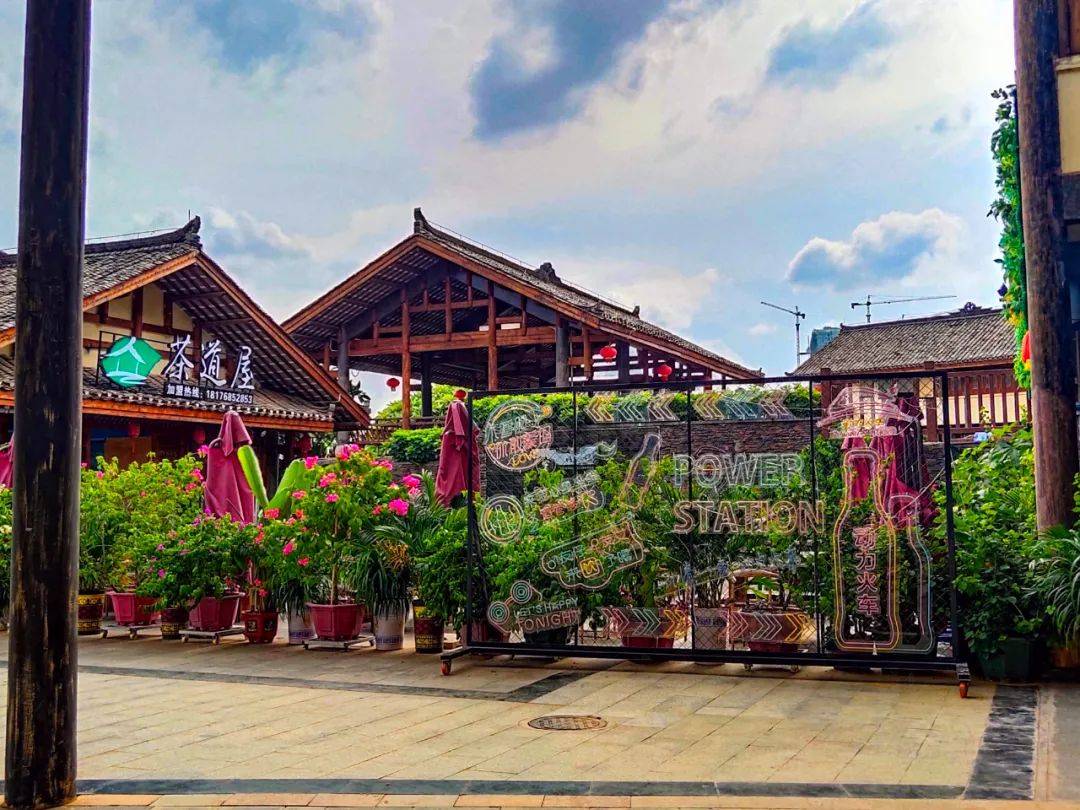 闹事中的南国风情小镇满足你夏天拍古风照的愿望