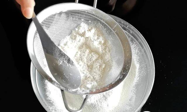 烤箱|古早蛋糕配方大揭秘，做好4个细节，不塌不裂入口即化，绵软细腻