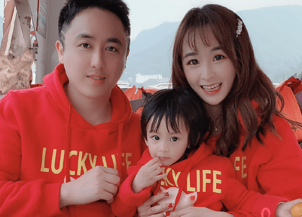 嘲讽|散打哥支持平台“涨粉收费”，怒斥圈内网红私下交易，遭粉丝嘲讽