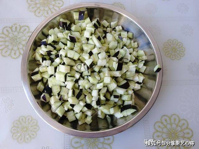 睡意|鸡蛋搭配它做早餐，又香又嫩，孩子常吃，长个不长痘，皮肤光洁！