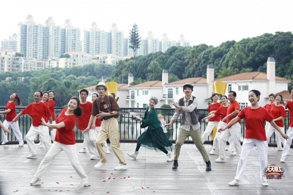 孙千|《天天向上》迎新：演艺大家倪萍蔡明为天天小兄弟上课