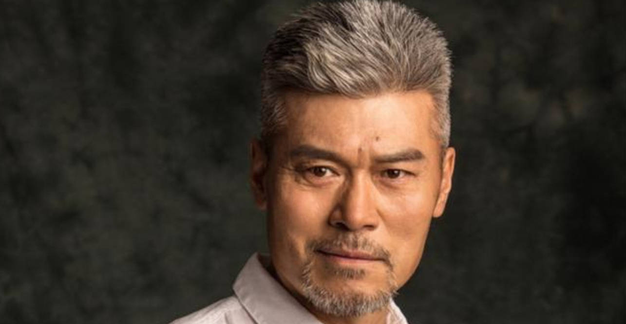 靠演《白眉大侠》一夜红遍全国,妻子养了他5年,今赵恒煊怎样了?_生活