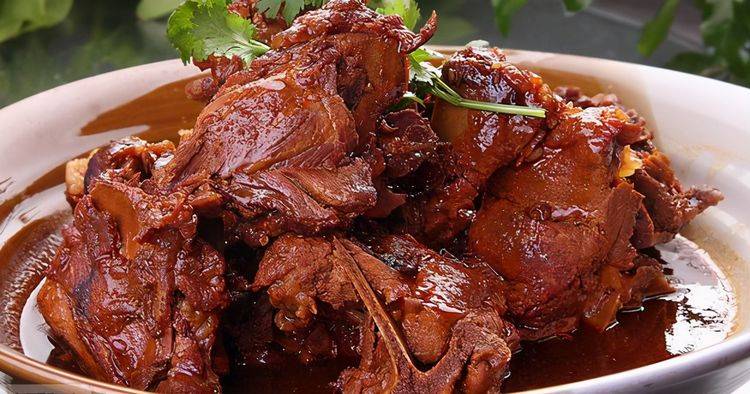 原创酱香大棒骨一次能啃三根肉质嫩而不柴非常的入味儿