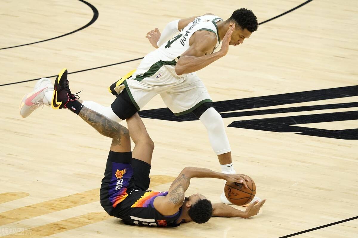 反派获胜?雄鹿攻下天王山,也许太阳的季后赛之旅已经结束了