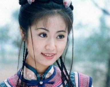赵丽颖|古装齐刘海比美，杨幂第十迪丽热巴第九，赵丽颖排第四