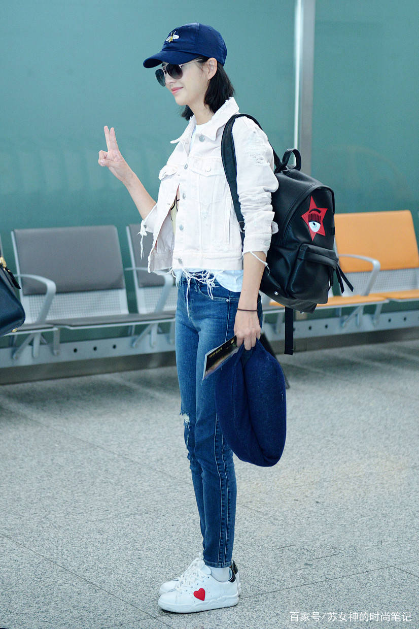 杨幂|聪明的女人都不穿小开衫了,试试这件“明星同款”,洋气又减龄!