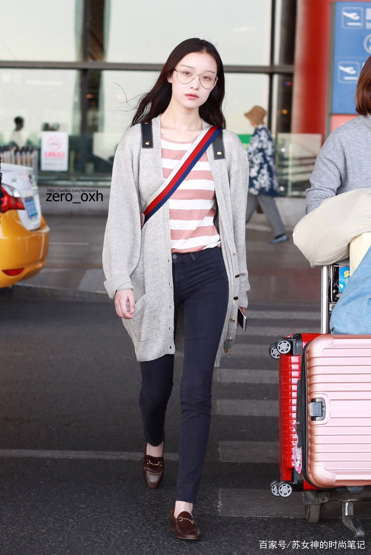 感觉|不管穿裙子还是裤子，最好别配卫衣，跟着倪妮这样穿，漂亮极了