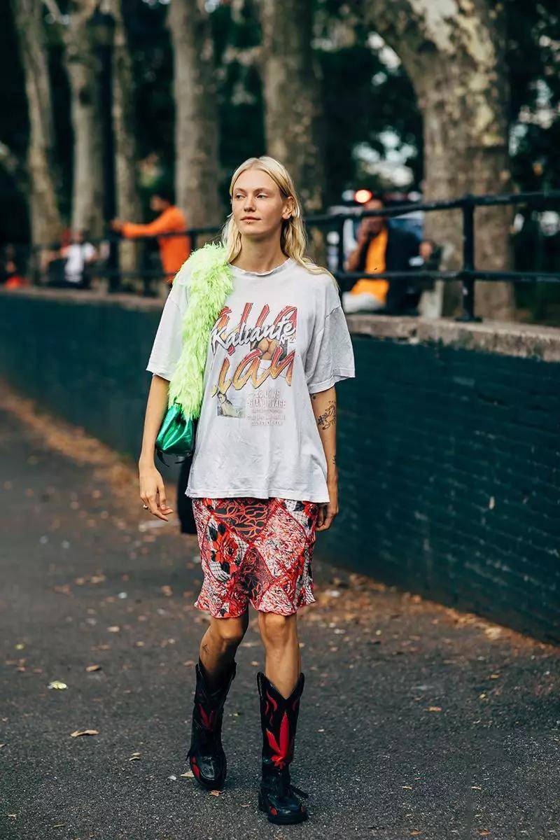 女生|会穿的女人都不穿过膝靴，都穿这款“牛仔靴”，轻松解决腿粗烦恼