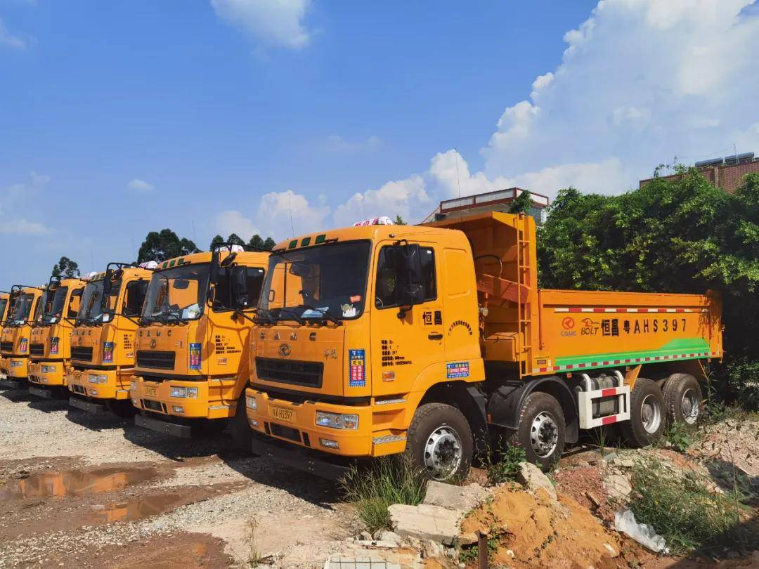 不愧是城建利器批量華菱智能渣土車再交付廣州客戶