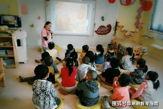 招聘|教育部发布通知，幼儿园招聘政策有变，专科生将不能从事幼师行业