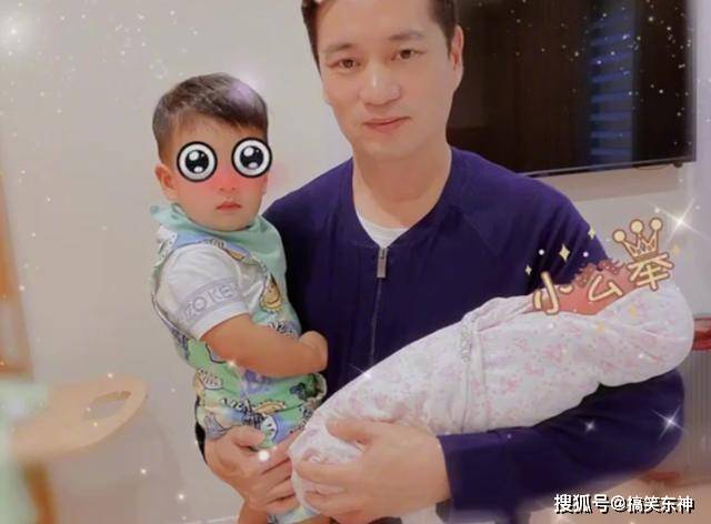 大儿子|安以轩生二胎后带大儿子打针，66挣扎哭泣，富豪老爸抱紧安抚