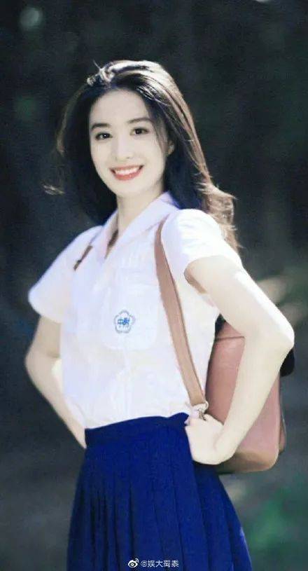 演艺圈|王楚然百变美图太清冷妖娆！雪肤娇嫩魅力不可小觑