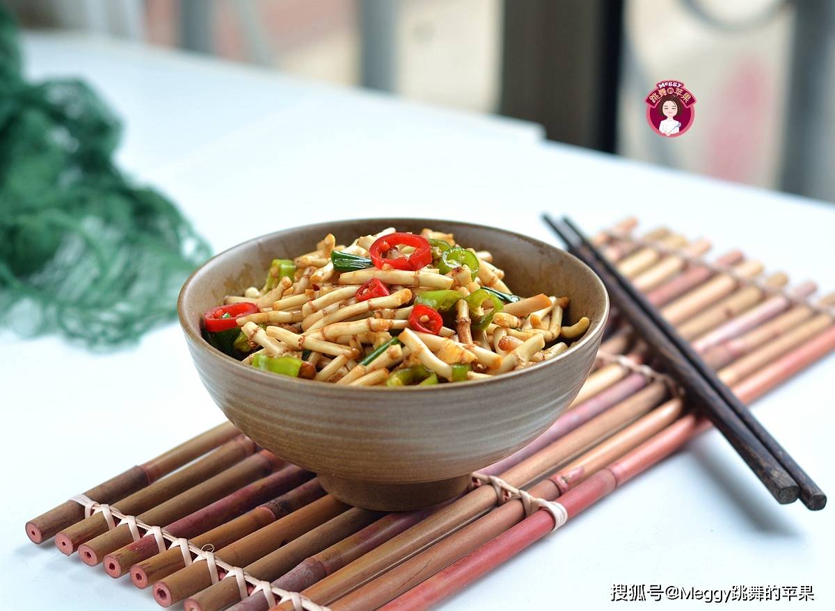 口感|云贵川的凉拌特产小菜，夏天拌一盘特开胃，北方人：一吃就吐