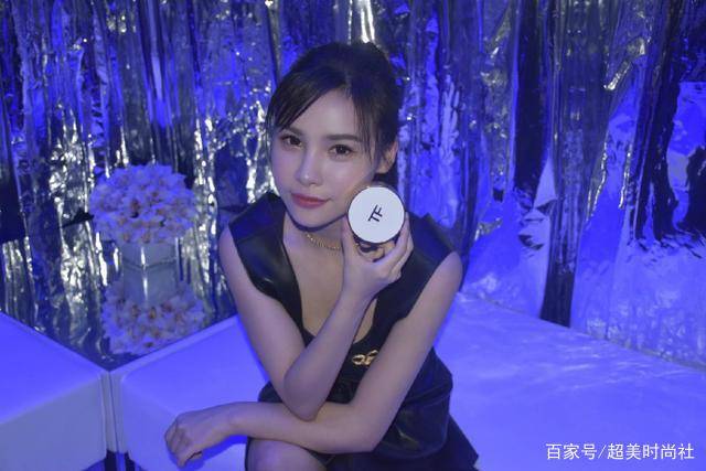 活动|曾被渣男骗钱骗感情？豪气名媛变网红，Baby借穿的礼服她随便买