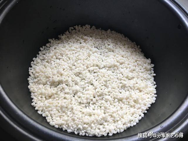 包子|天冷了早餐不用早起，15分钟搞定，好吃又耐饿，比包子馒头还香