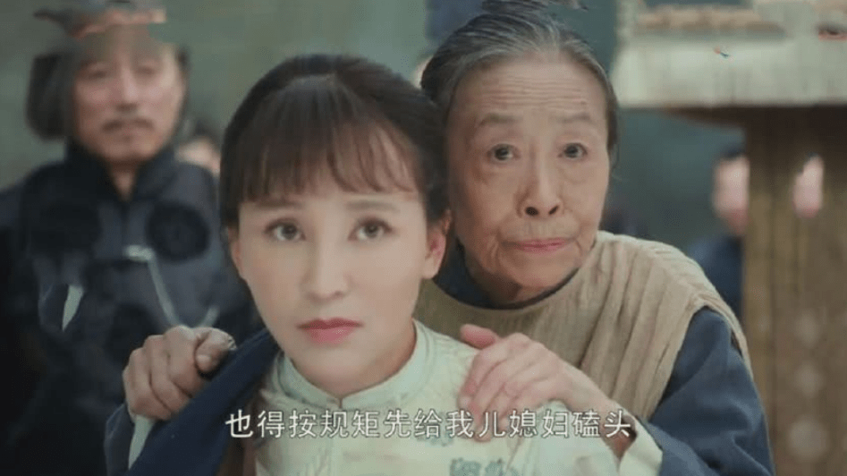 原创从丑的没朋友到亿万导演巨兴茂是怎样逆袭的