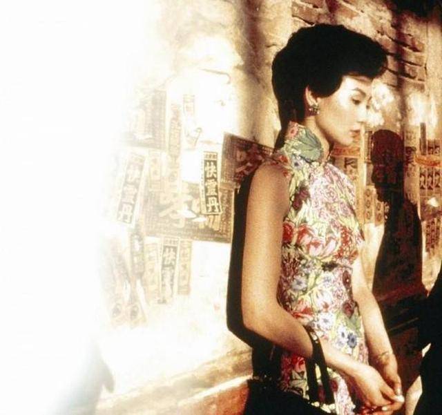 小龙女|旗袍才是真的美，杨幂刘亦菲穿上后气质立变，倪妮比较与众不同！