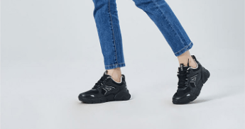 整体|雨季来了不要慌，穿搭好物用起来，出行干爽舒适还显气质！