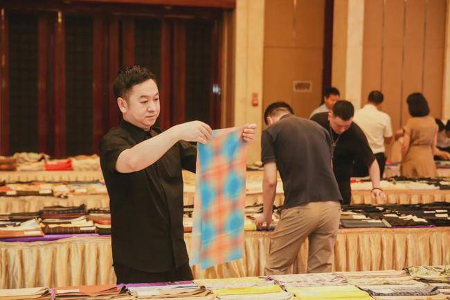 赛得利|2400块精品面料角逐优可丝 BV·2021中国时尚面料设计大赛