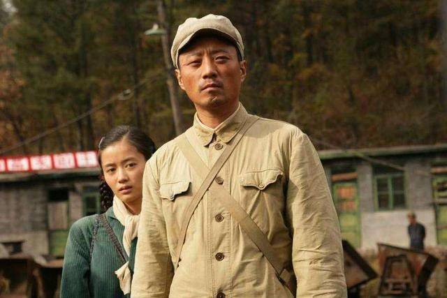 因为|从配音工作者到“百亿票房”演员,“硬汉”张涵予是怎么做到的?