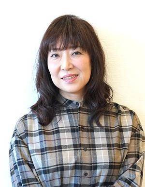 发型|40，50岁女人发型别乱剪，几款流行的中年发型，换对才年轻