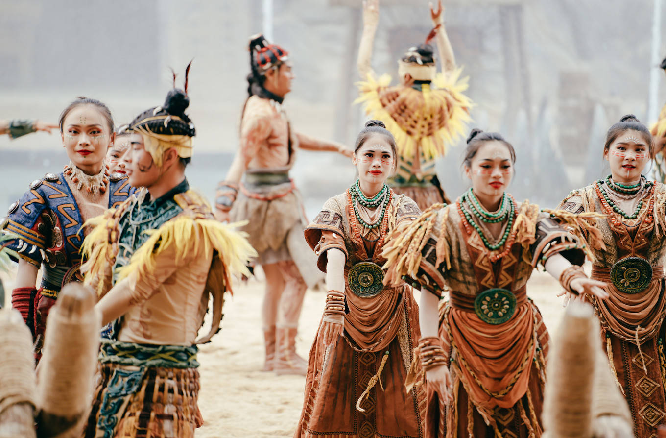 狂欢又梦幻,一场度假让我回到童年(七彩云南·古滇名城攻略)_欢乐世界