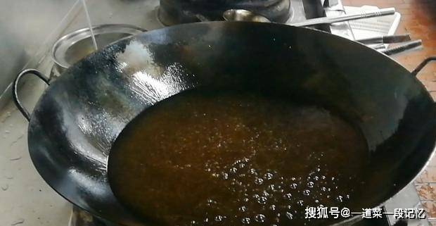 4ee76616adec4f098c092e9d78491906.jpeg